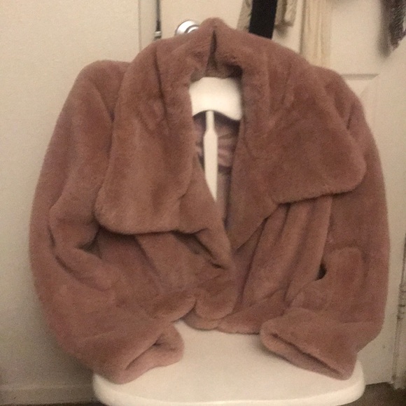 miami Jackets & Blazers - Faux fur pink jacket very warm and cute medium